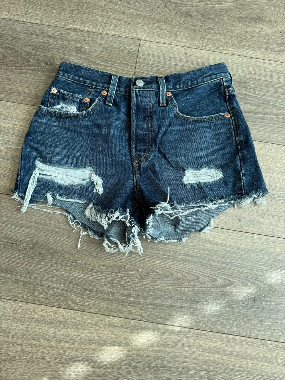 Levi's 501 Original High-Rise Distressed Jean Shorts Size 27